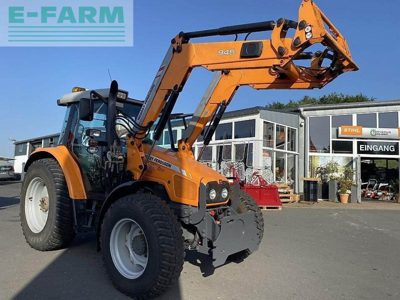 Massey Ferguson 5435 top zustand - Traktor: das Bild 1 Massey Ferguson 5435 top zustand - Traktor: das Bild 1