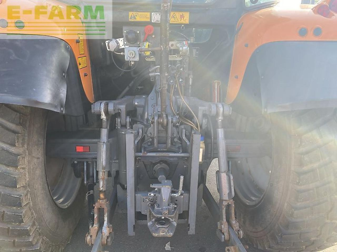 Massey Ferguson 5435 top zustand - Traktor: das Bild 5 Massey Ferguson 5435 top zustand - Traktor: das Bild 5