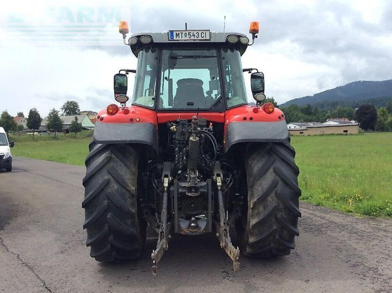 Massey Ferguson 6713s - Traktor: das Bild 5 Massey Ferguson 6713s - Traktor: das Bild 5