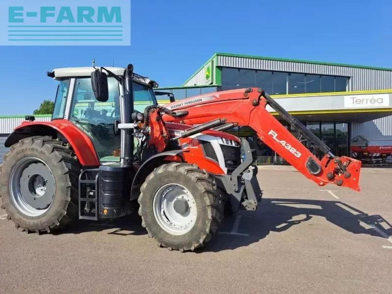 Massey Ferguson 6s.135 - Traktor: das Bild 2 Massey Ferguson 6s.135 - Traktor: das Bild 2