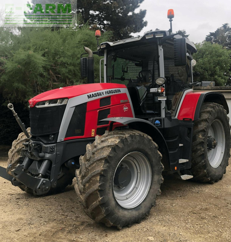 Massey Ferguson 8s205 - Traktor: das Bild 1 Massey Ferguson 8s205 - Traktor: das Bild 1