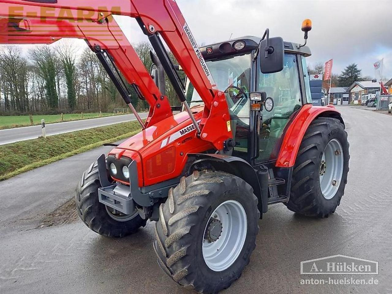 Massey Ferguson mf 5435 mit frontlader - Traktor: das Bild 4 Massey Ferguson mf 5435 mit frontlader - Traktor: das Bild 4