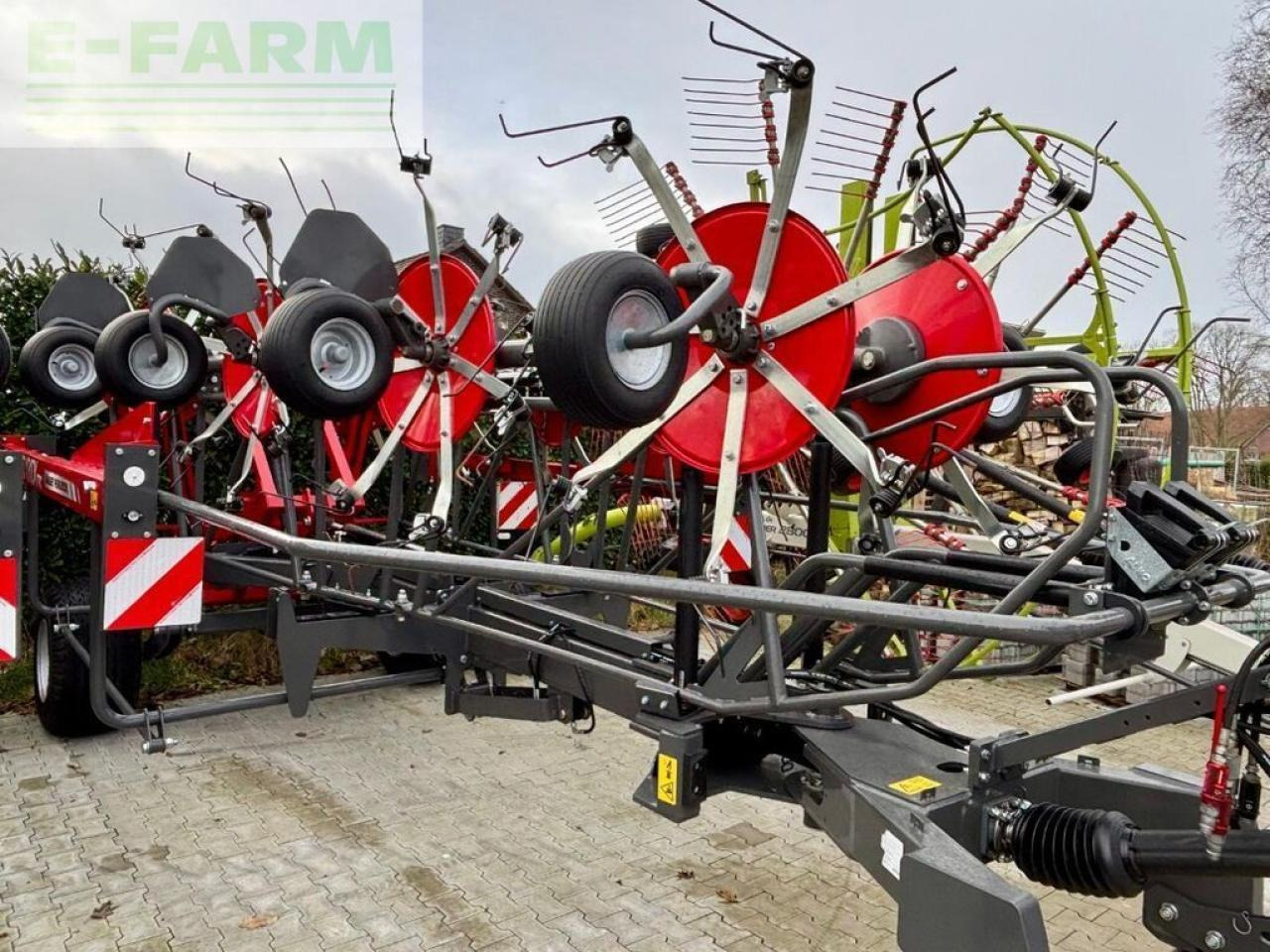 Massey Ferguson td 1310 x trc, wie neu ! - Heuwender/ Wenderechen: das Bild 1 Massey Ferguson td 1310 x trc, wie neu ! - Heuwender/ Wenderechen: das Bild 1