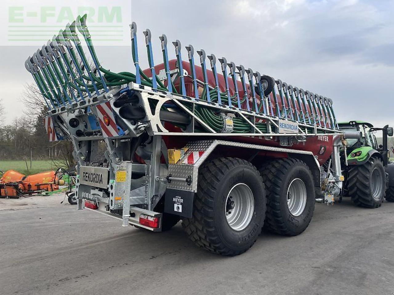 Meyer-Lohne mls rekordia 16000 mit bomech farmer 15 - Düngetechnik: das Bild 5 Meyer-Lohne mls rekordia 16000 mit bomech farmer 15 - Düngetechnik: das Bild 5