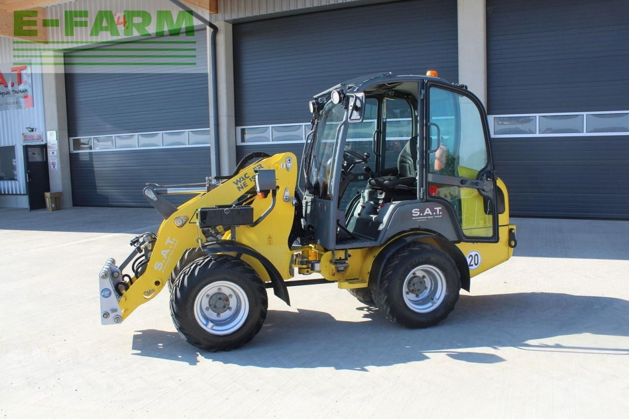Neuson hoflader wl30 - top zustand - 1970 stunden - Minibagger: das Bild 4 Neuson hoflader wl30 - top zustand - 1970 stunden - Minibagger: das Bild 4