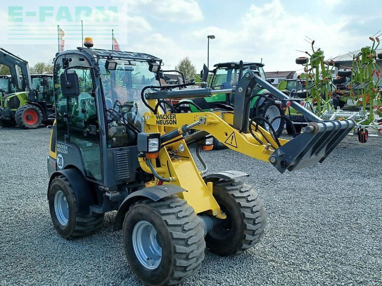 Neuson wl 25 - Minibagger: das Bild 3 Neuson wl 25 - Minibagger: das Bild 3