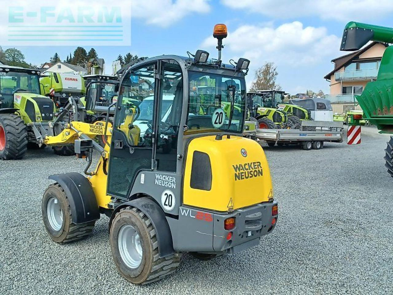 Neuson wl 25 - Minibagger: das Bild 5 Neuson wl 25 - Minibagger: das Bild 5