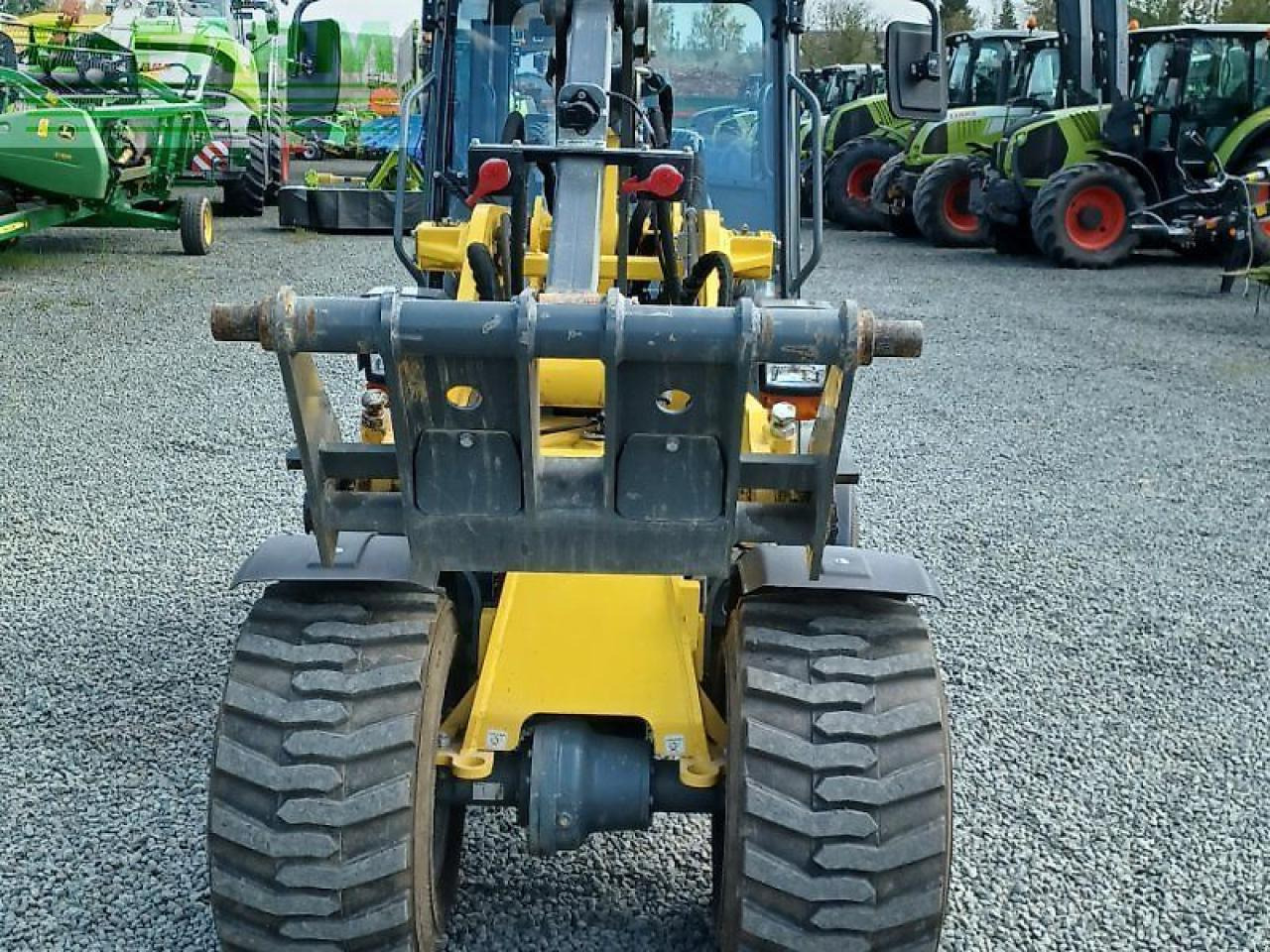 Neuson wl 25 - Minibagger: das Bild 2 Neuson wl 25 - Minibagger: das Bild 2