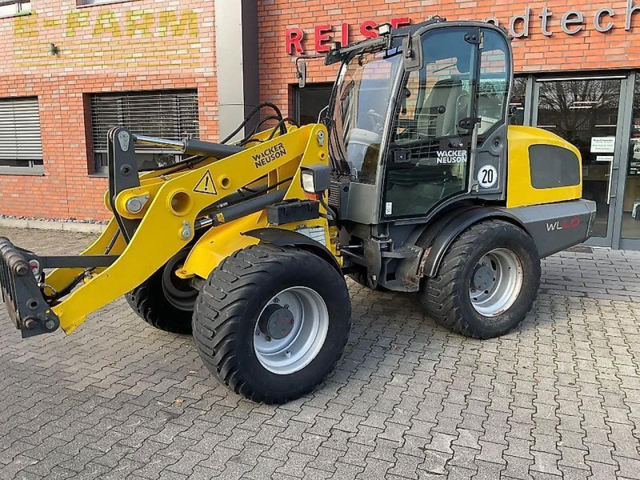 Neuson wl 60 - Minibagger: das Bild 2 Neuson wl 60 - Minibagger: das Bild 2
