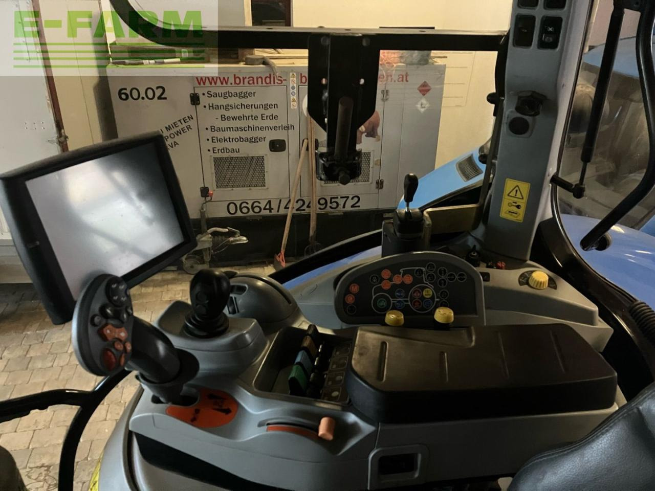Traktor New Holland T7.220: das Bild 16
