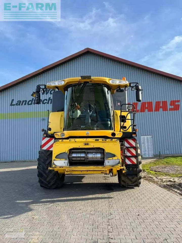 New Holland cr 9070 - Mähdrescher: das Bild 2 New Holland cr 9070 - Mähdrescher: das Bild 2