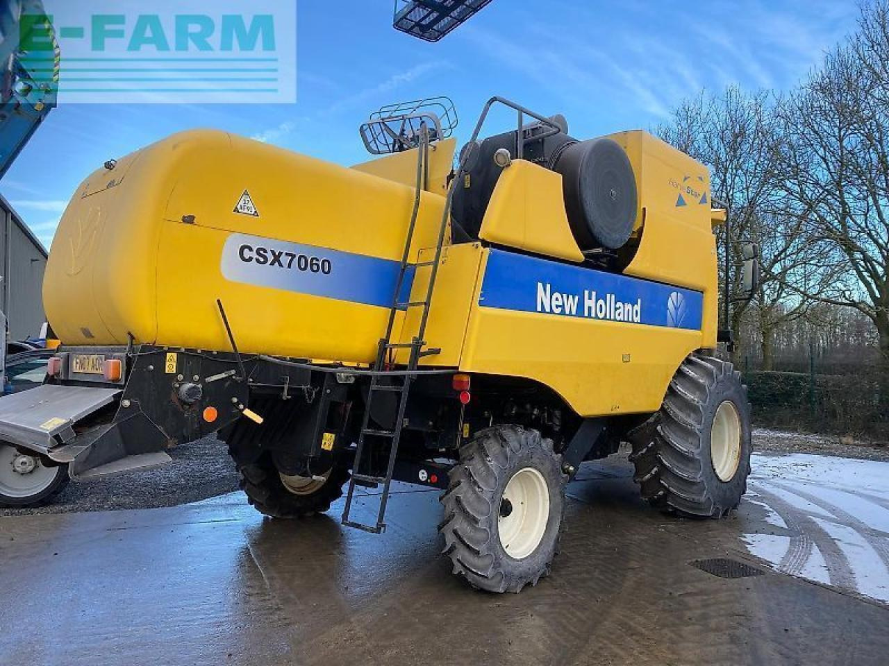 New Holland csx 7060 - Mähdrescher: das Bild 4 New Holland csx 7060 - Mähdrescher: das Bild 4