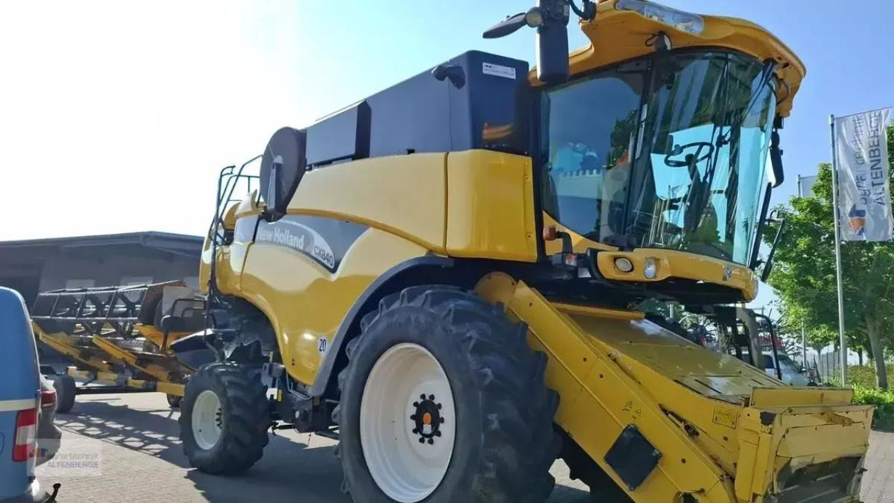New Holland cx 840 - Mähdrescher: das Bild 4 New Holland cx 840 - Mähdrescher: das Bild 4