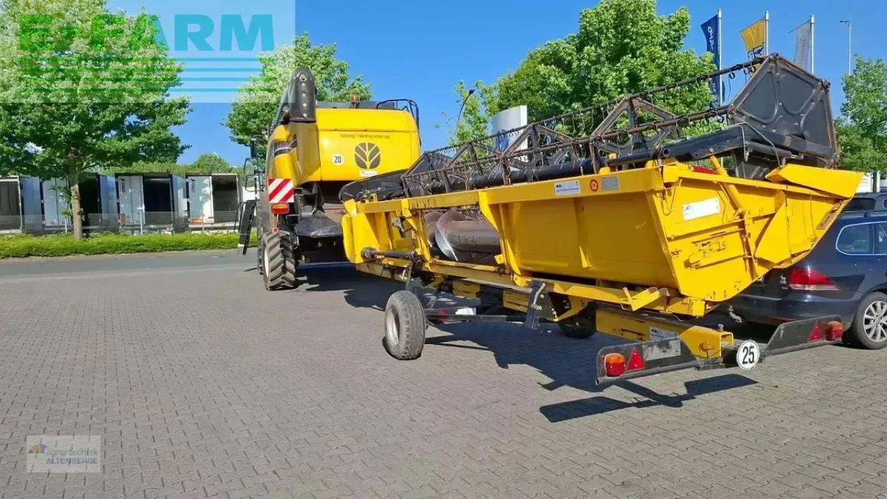 New Holland cx 840 - Mähdrescher: das Bild 5 New Holland cx 840 - Mähdrescher: das Bild 5