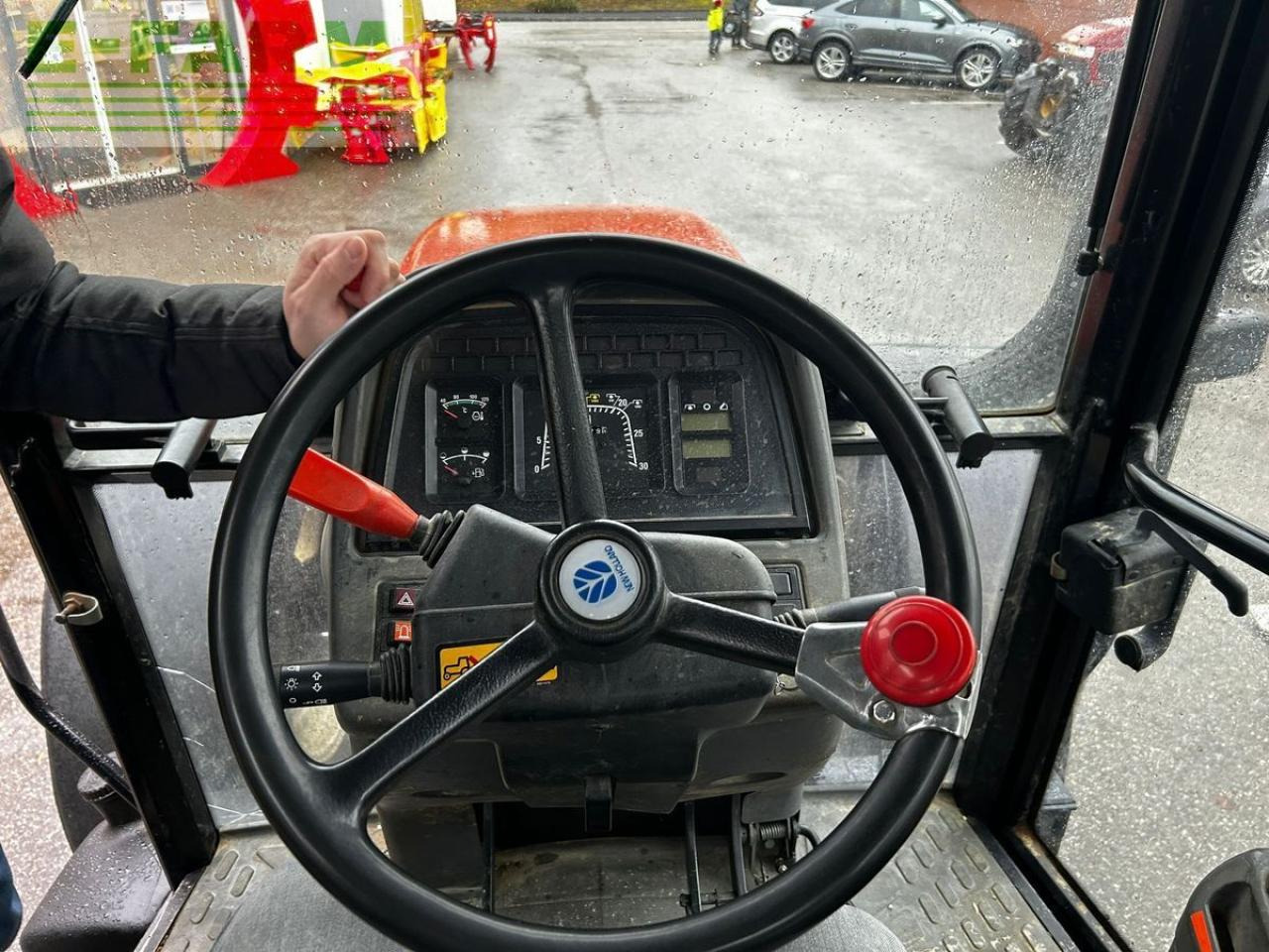 New Holland m 100/8160 - Traktor: das Bild 3 New Holland m 100/8160 - Traktor: das Bild 3