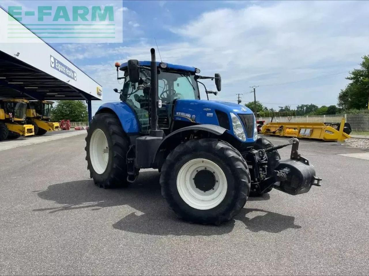 New Holland t 7.235 - Traktor: das Bild 3 New Holland t 7.235 - Traktor: das Bild 3