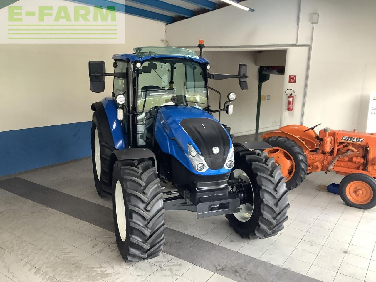New Holland t5.90 dual command - Traktor: das Bild 1 New Holland t5.90 dual command - Traktor: das Bild 1