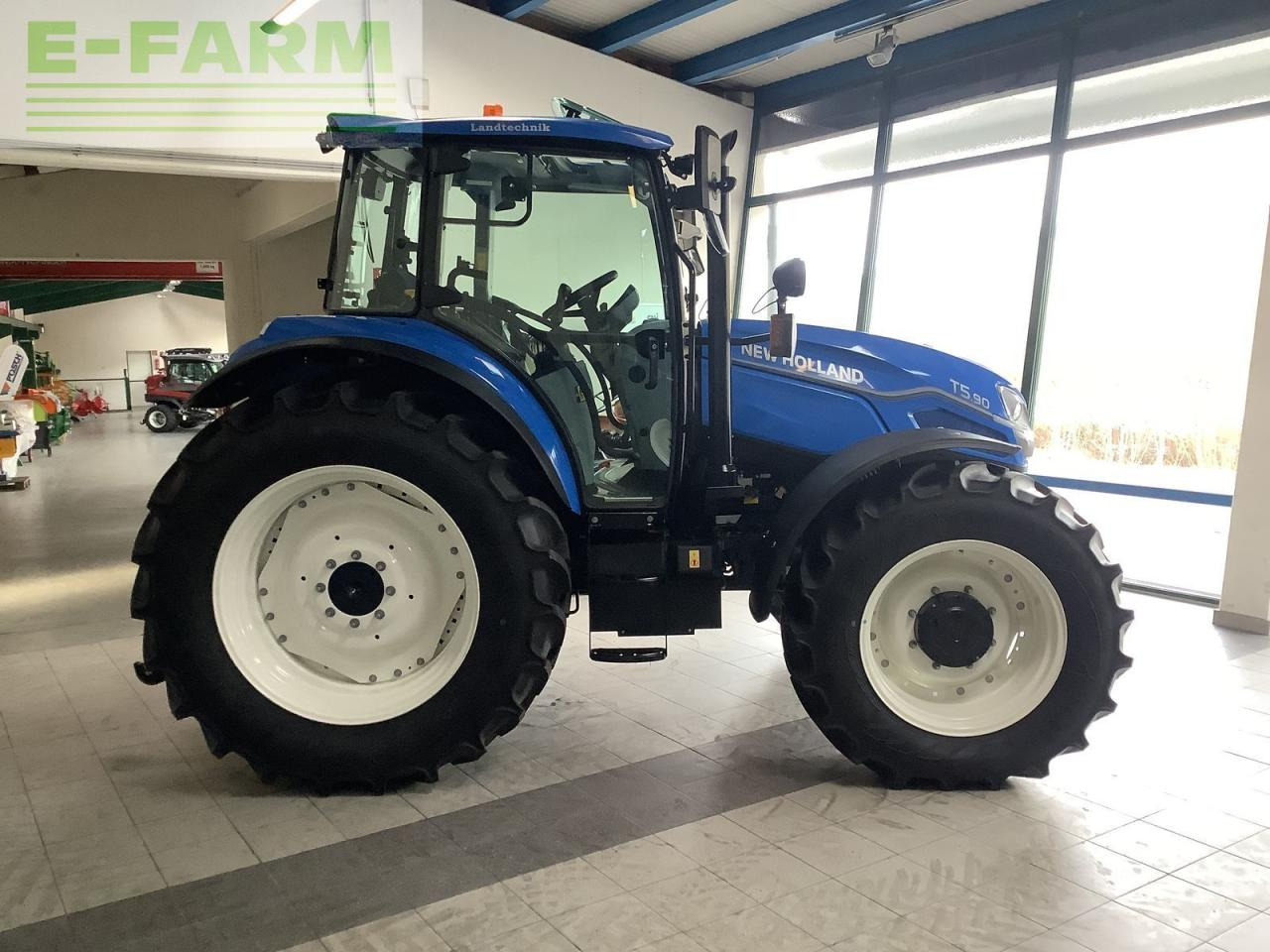 New Holland t5.90 dual command - Traktor: das Bild 4 New Holland t5.90 dual command - Traktor: das Bild 4