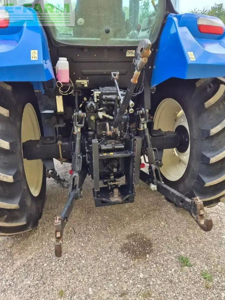 New Holland t5.95 - Traktor: das Bild 5 New Holland t5.95 - Traktor: das Bild 5