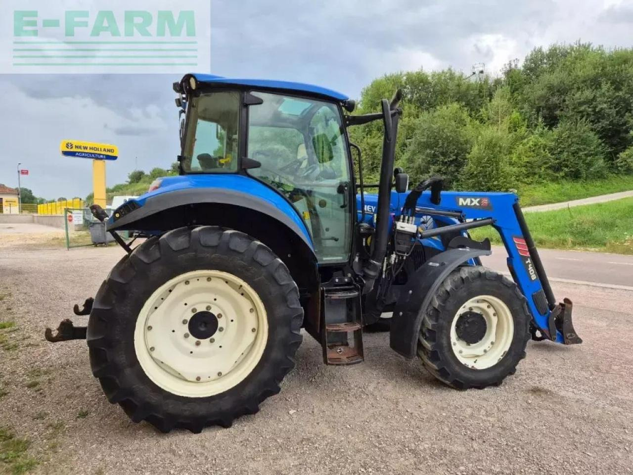 New Holland t5.95 - Traktor: das Bild 3 New Holland t5.95 - Traktor: das Bild 3