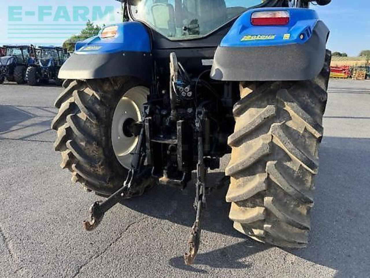 New Holland t6030 - Traktor: das Bild 5 New Holland t6030 - Traktor: das Bild 5