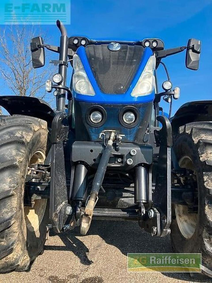 New Holland t7.175 - Traktor: das Bild 3 New Holland t7.175 - Traktor: das Bild 3