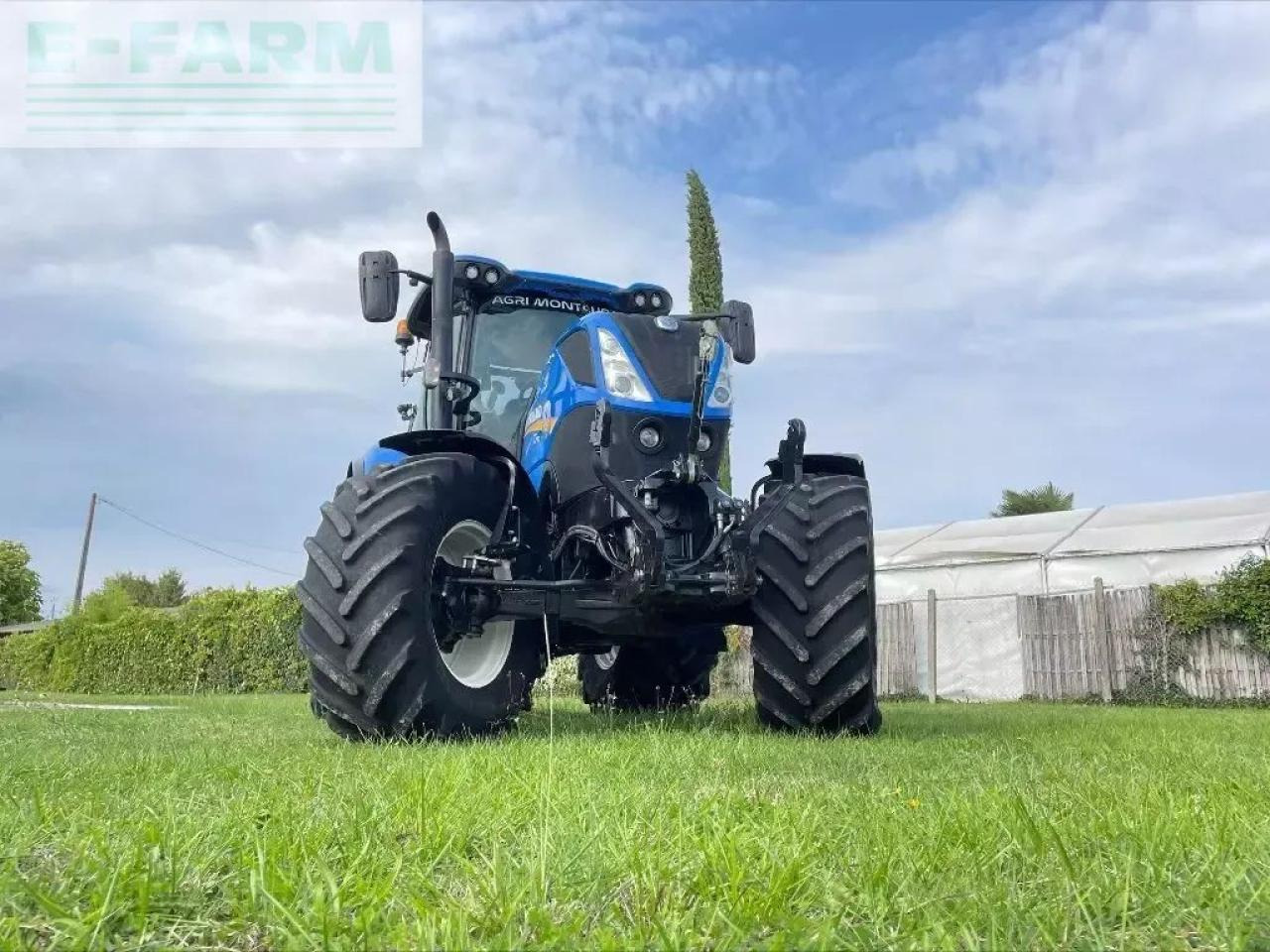 New Holland t7.190 - Traktor: das Bild 2 New Holland t7.190 - Traktor: das Bild 2