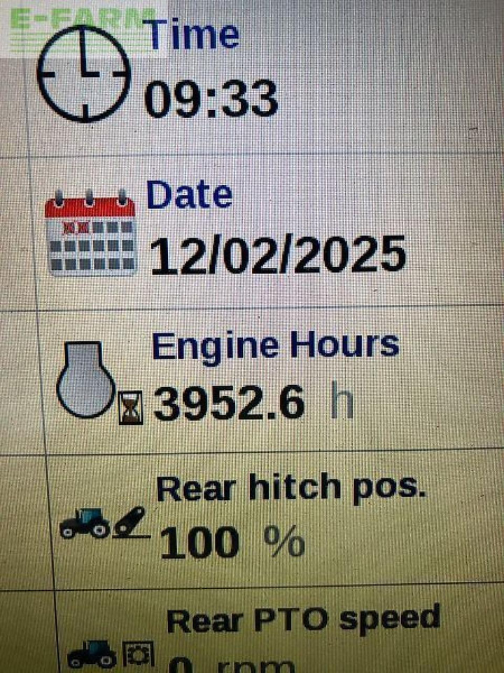 New Holland t7.210 - Traktor: das Bild 2 New Holland t7.210 - Traktor: das Bild 2