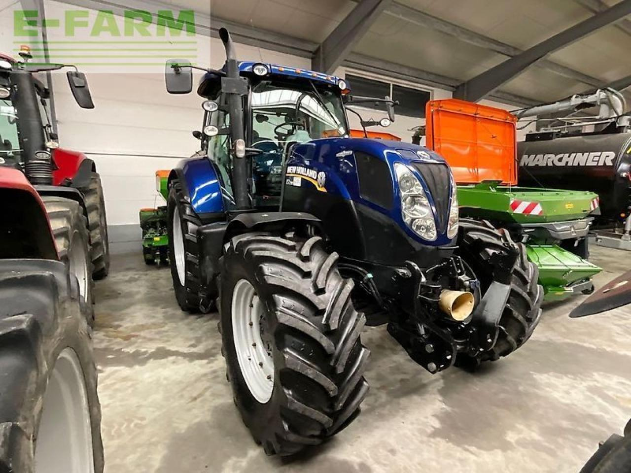 New Holland t7.210 - Traktor: das Bild 1 New Holland t7.210 - Traktor: das Bild 1