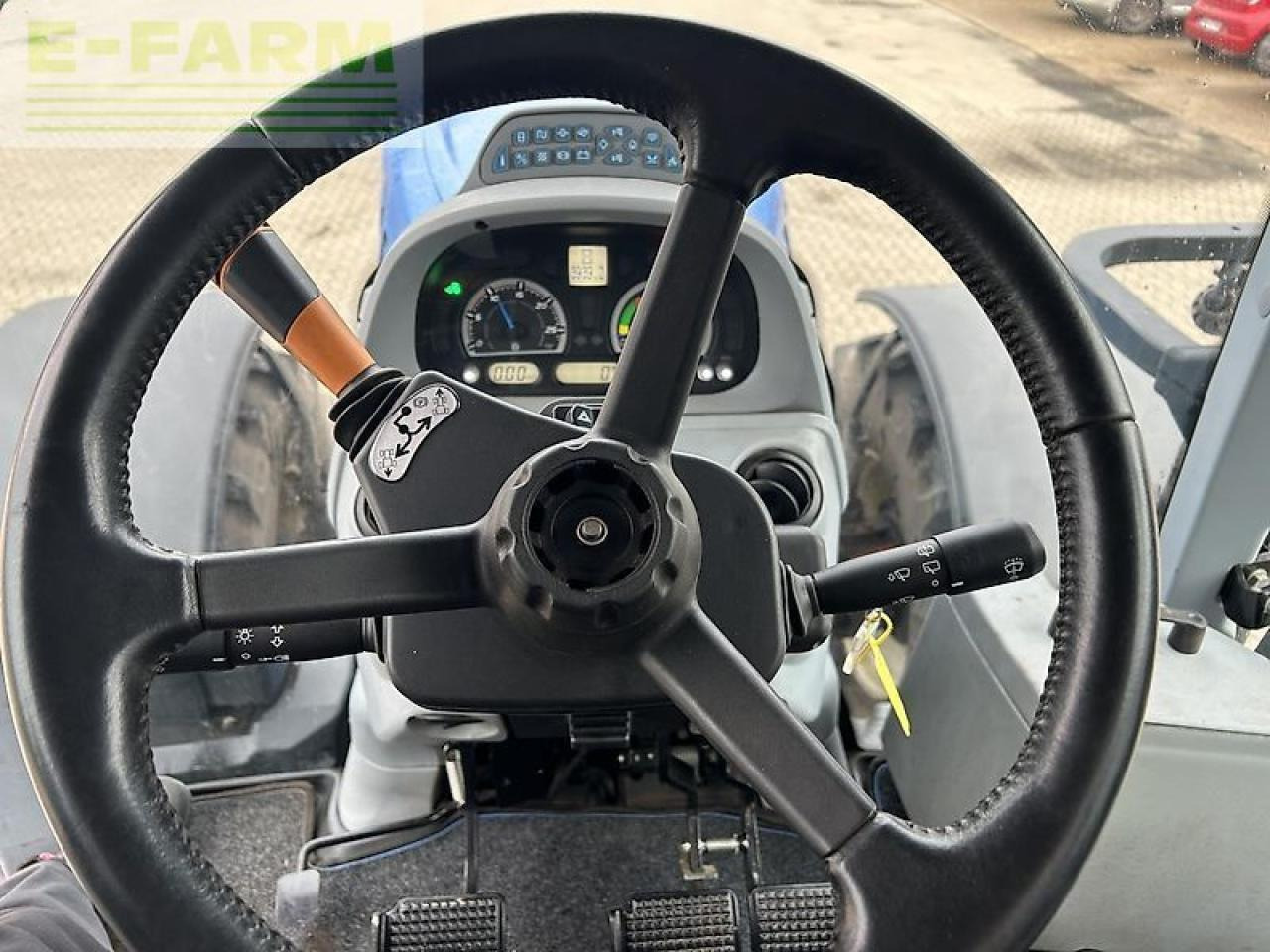 New Holland t7.230 - Traktor: das Bild 5 New Holland t7.230 - Traktor: das Bild 5