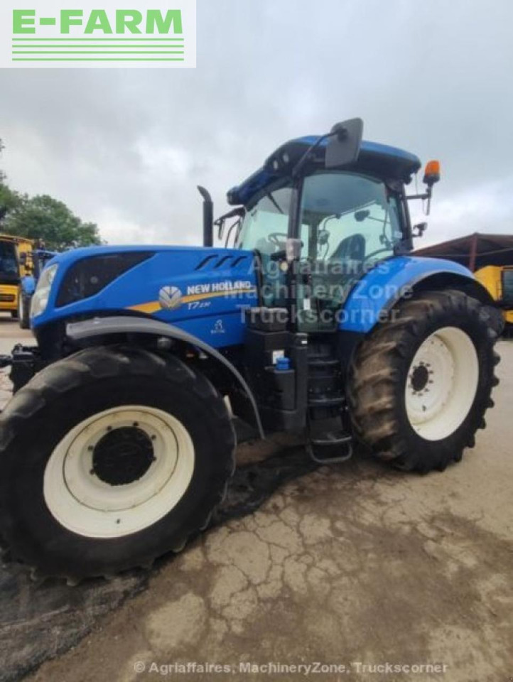 New Holland t7 230 - Traktor: das Bild 4 New Holland t7 230 - Traktor: das Bild 4
