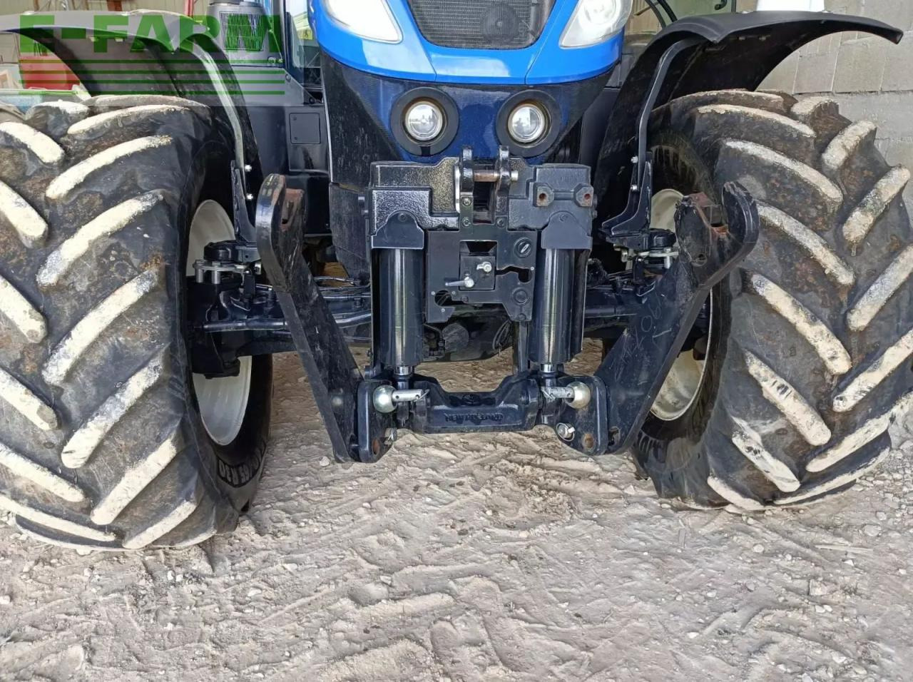 New Holland t7.230 - Traktor: das Bild 5 New Holland t7.230 - Traktor: das Bild 5
