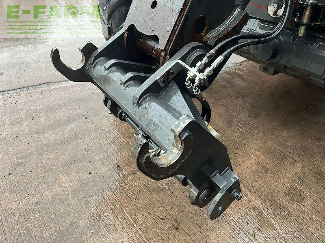 Teleskoplader New Holland th6.36: das Bild 10