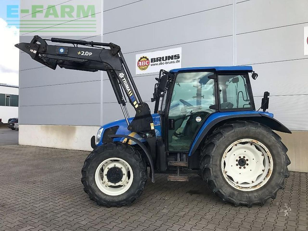 New Holland tl 90 a dt A - Traktor: das Bild 2 New Holland tl 90 a dt A - Traktor: das Bild 2