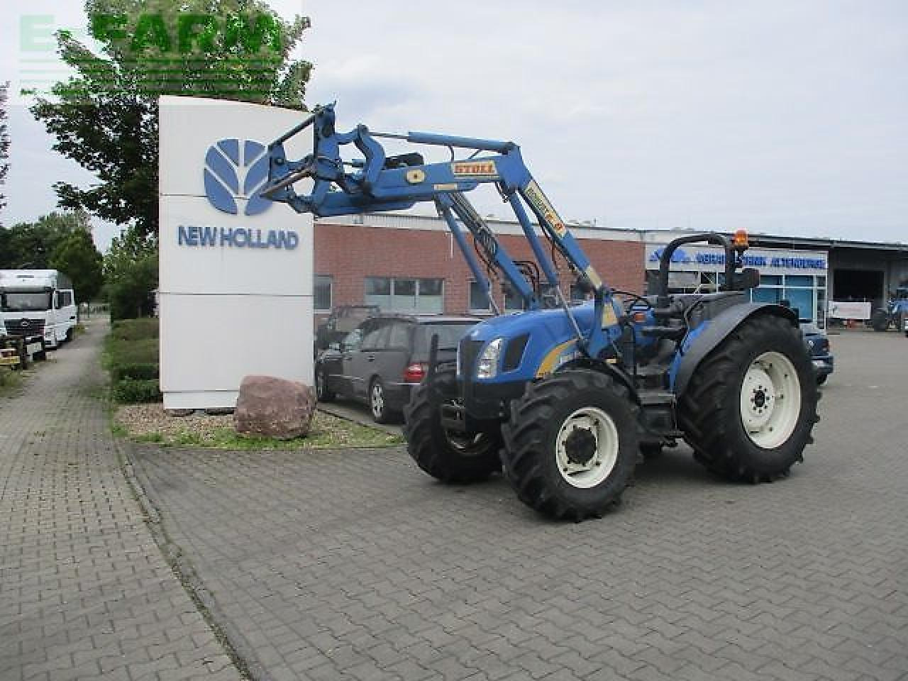 New Holland tn70 a niedrige bauhöhe - Traktor: das Bild 1 New Holland tn70 a niedrige bauhöhe - Traktor: das Bild 1
