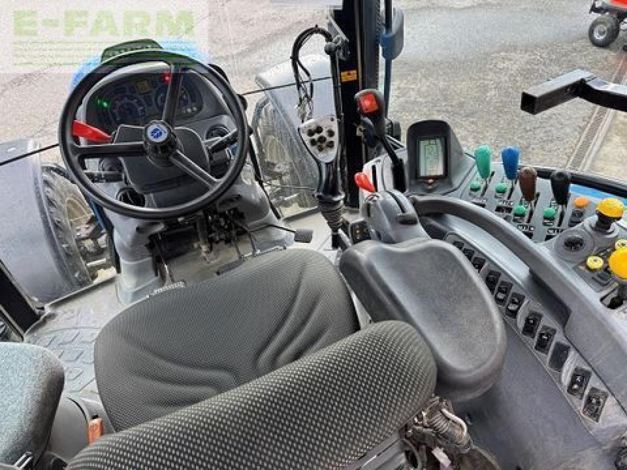 New Holland ts 110 a - Traktor: das Bild 4 New Holland ts 110 a - Traktor: das Bild 4