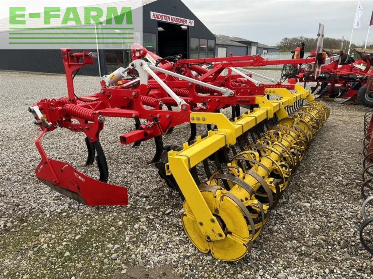 Pöttinger synkro 5020 k nova - Grubber: das Bild 1 Pöttinger synkro 5020 k nova - Grubber: das Bild 1
