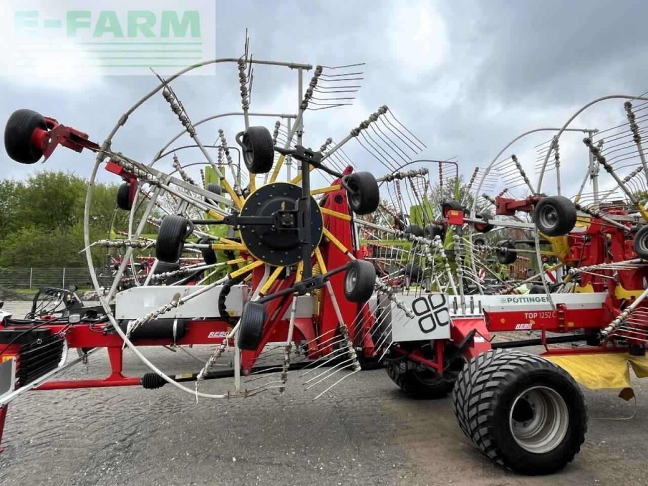 Pöttinger top 1252 c, top zustand ! - Heuwender/ Wenderechen: das Bild 3 Pöttinger top 1252 c, top zustand ! - Heuwender/ Wenderechen: das Bild 3