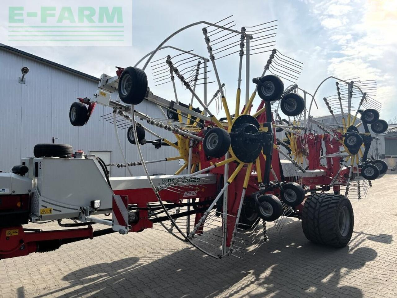 Pöttinger top 1403 c - Heuwender/ Wenderechen: das Bild 2 Pöttinger top 1403 c - Heuwender/ Wenderechen: das Bild 2