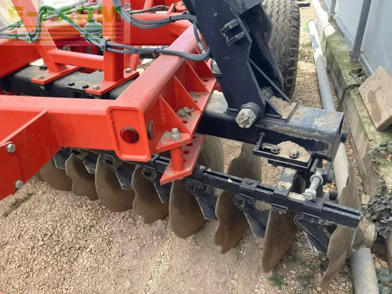 Razol cover-crop cwhr - Scheibenegge: das Bild 3 Razol cover-crop cwhr - Scheibenegge: das Bild 3