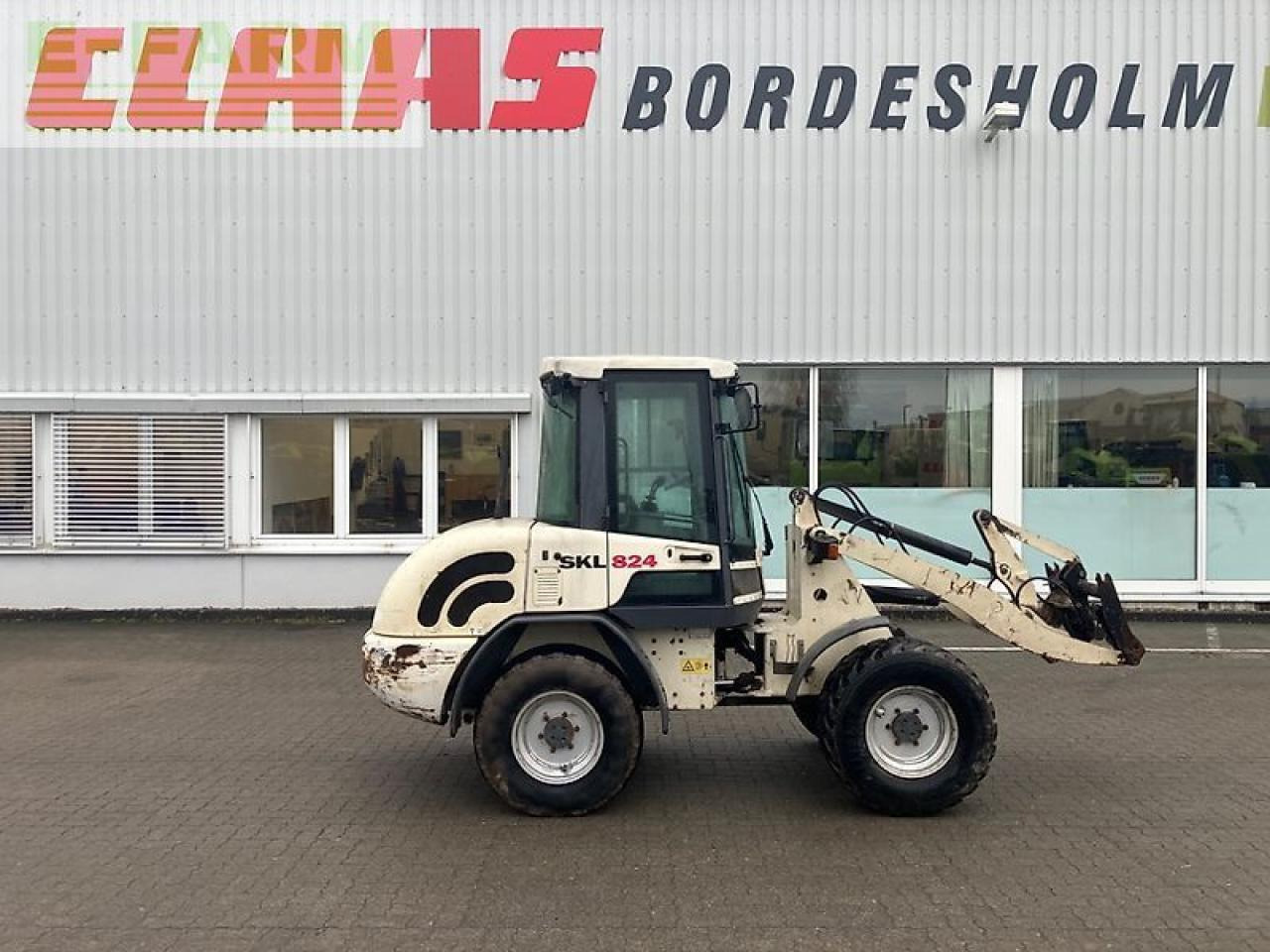Schaeff skl 824 - Minibagger: das Bild 2 Schaeff skl 824 - Minibagger: das Bild 2