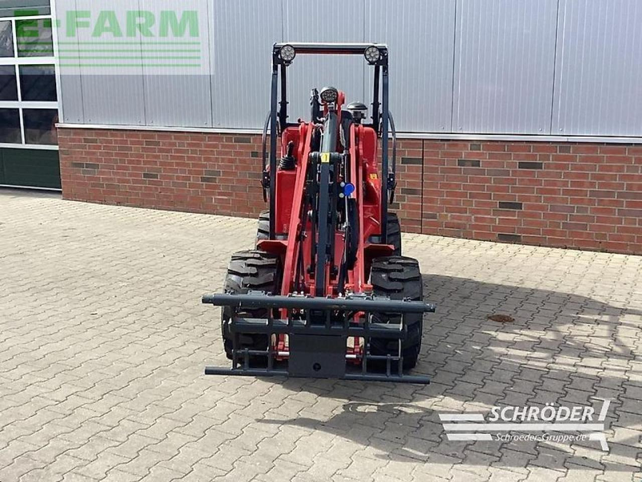 Schäffer 2028 slt - Minibagger: das Bild 2 Schäffer 2028 slt - Minibagger: das Bild 2