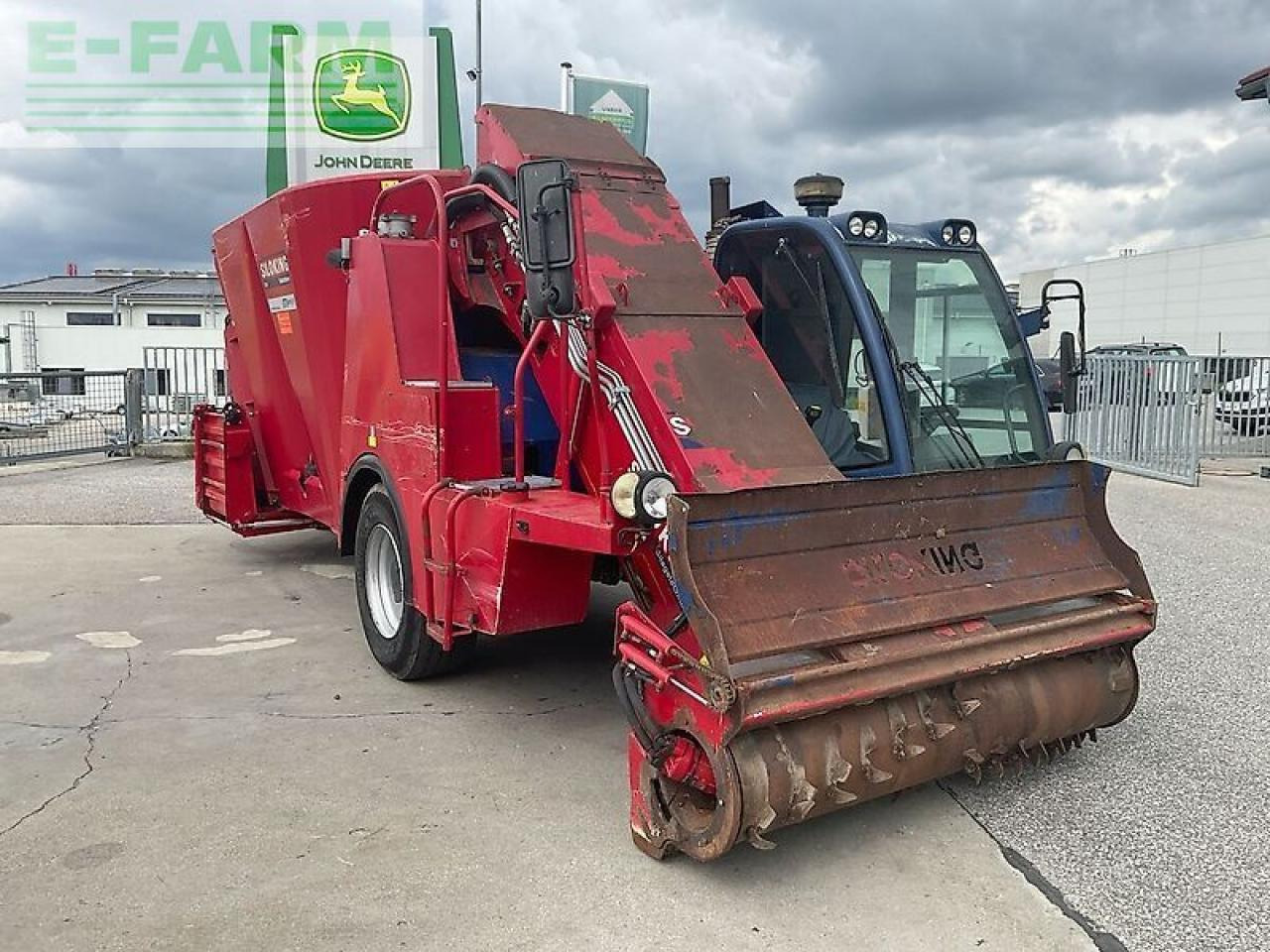 Siloking 16 m³ selbstfahrer - Fütterungstechnik: das Bild 2 Siloking 16 m³ selbstfahrer - Fütterungstechnik: das Bild 2