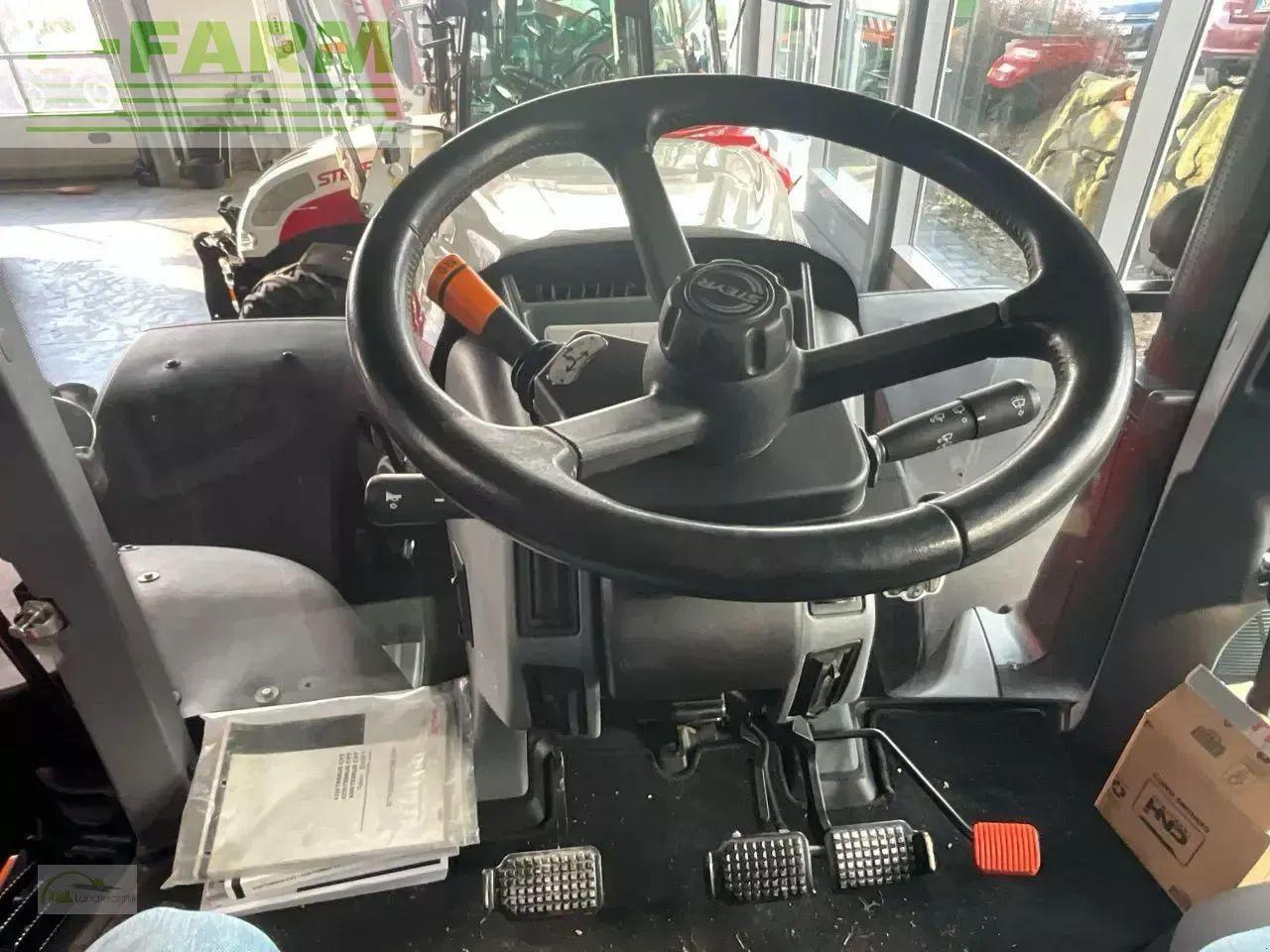 Steyr terrus 6300 cvt CVT - Traktor: das Bild 5 Steyr terrus 6300 cvt CVT - Traktor: das Bild 5