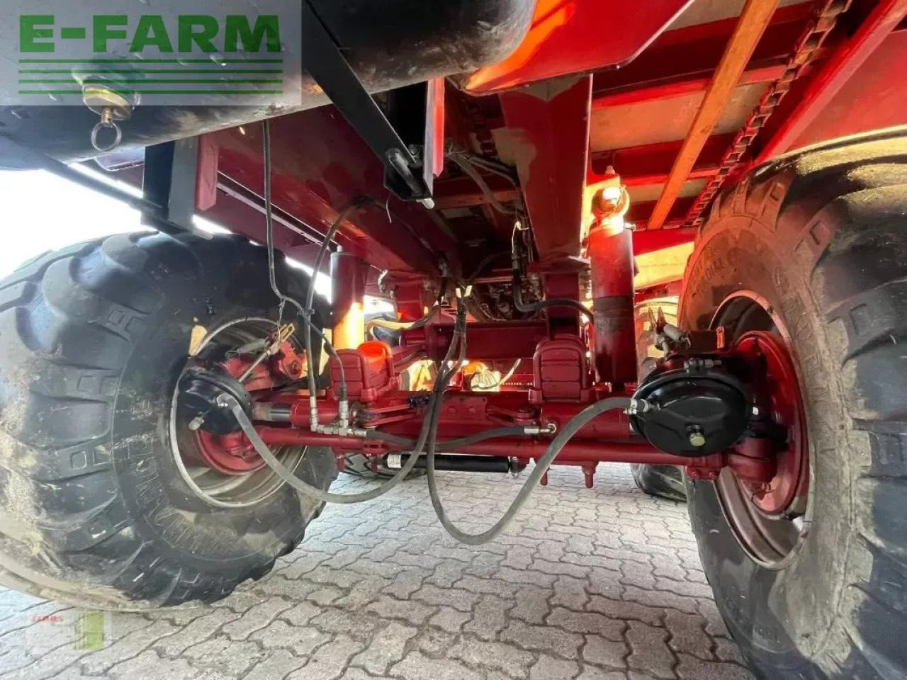 Strautmann giga vitesse cfs 4002 do - Ladewagen: das Bild 4 Strautmann giga vitesse cfs 4002 do - Ladewagen: das Bild 4