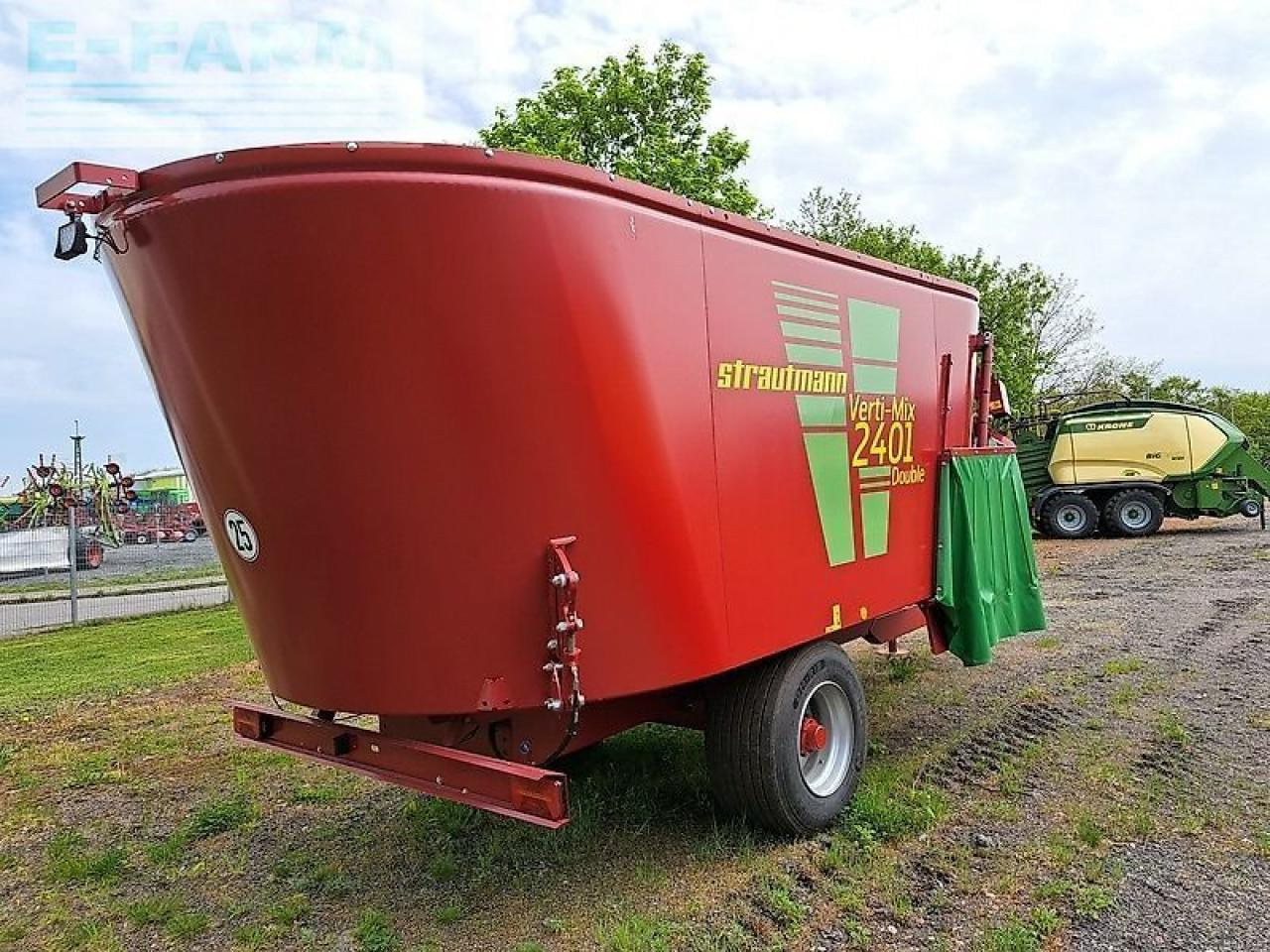 Strautmann verti mix 2401 double - Fütterungstechnik: das Bild 2 Strautmann verti mix 2401 double - Fütterungstechnik: das Bild 2