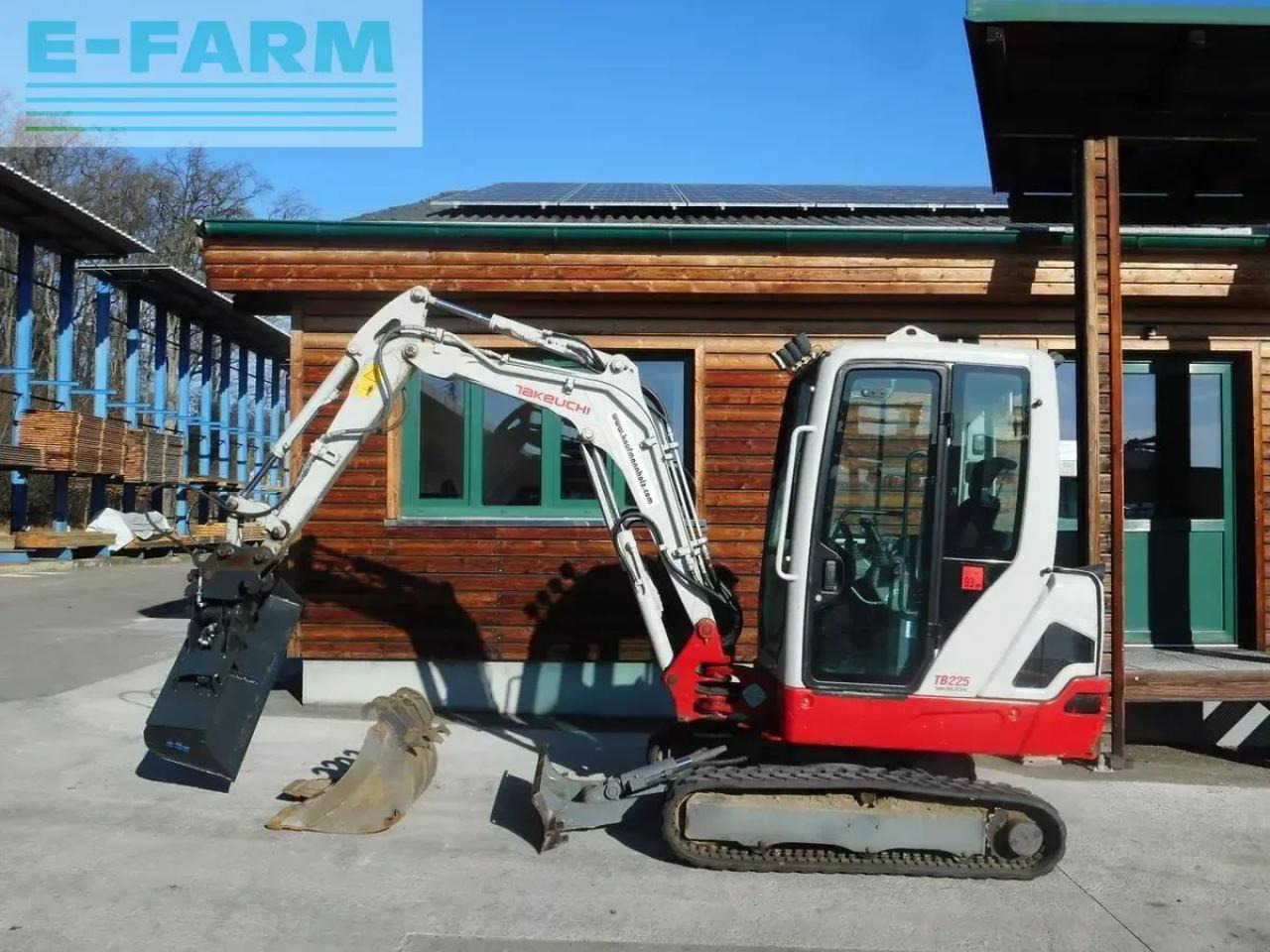 Takeuchi tb 225 ( 2.400kg ) mit hydr. verstellfahrwerk - Minibagger: das Bild 1 Takeuchi tb 225 ( 2.400kg ) mit hydr. verstellfahrwerk - Minibagger: das Bild 1