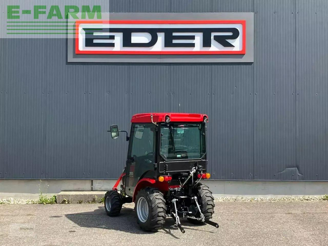 Tym ts 255 nh kabine - Traktor: das Bild 3 Tym ts 255 nh kabine - Traktor: das Bild 3