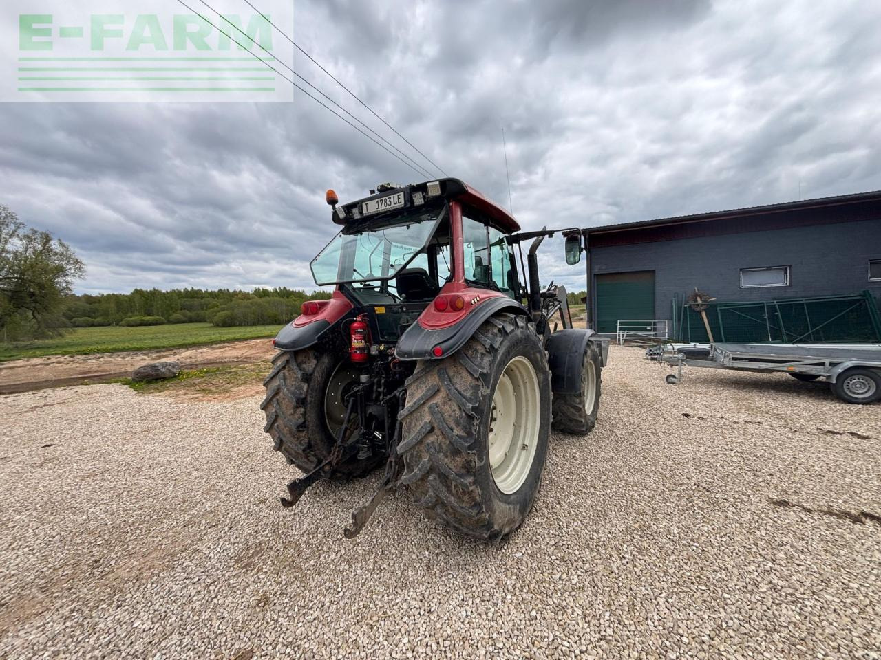 Valtra T130 - Traktor: das Bild 5 Valtra T130 - Traktor: das Bild 5