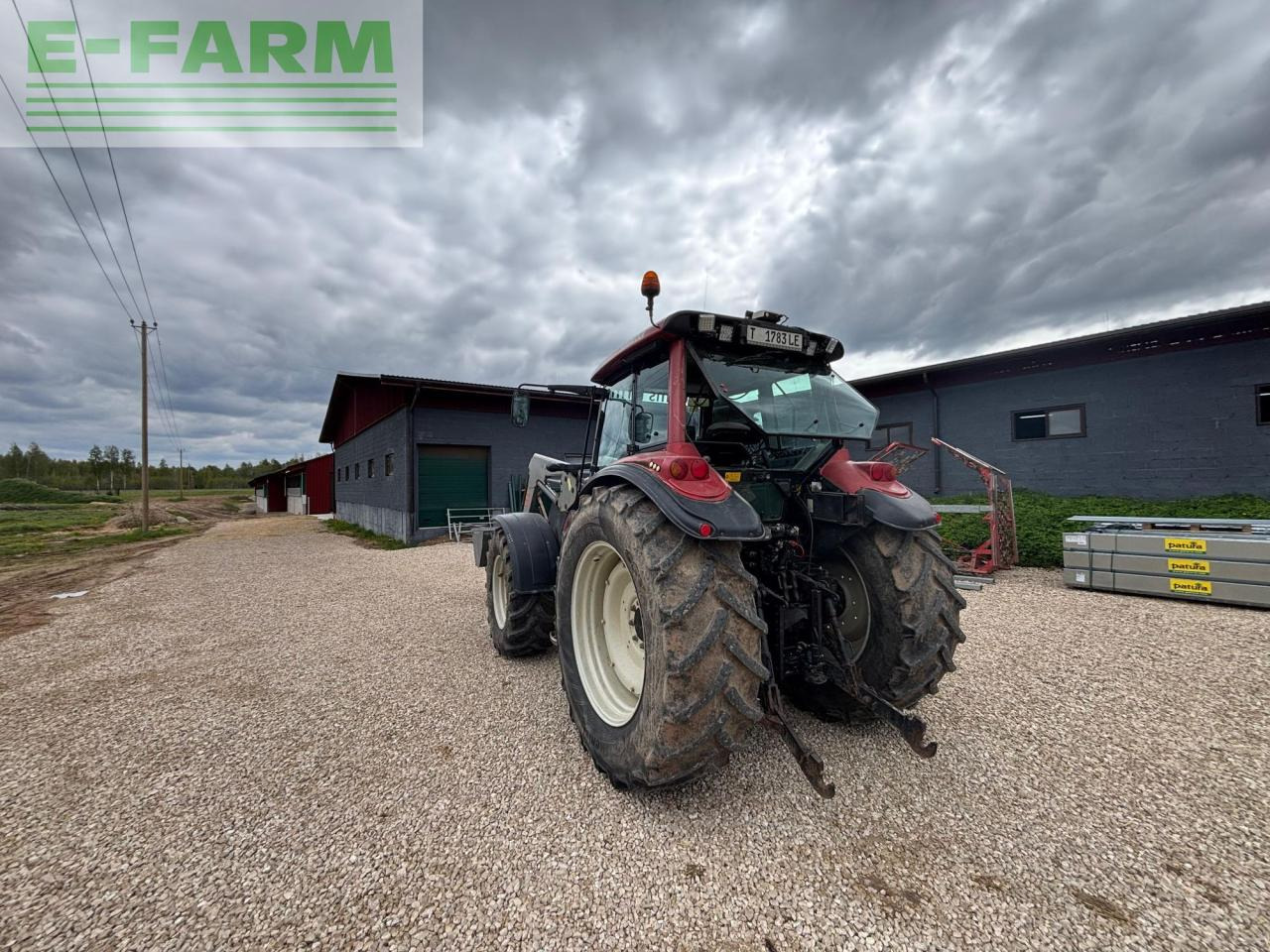 Valtra T130 - Traktor: das Bild 2 Valtra T130 - Traktor: das Bild 2